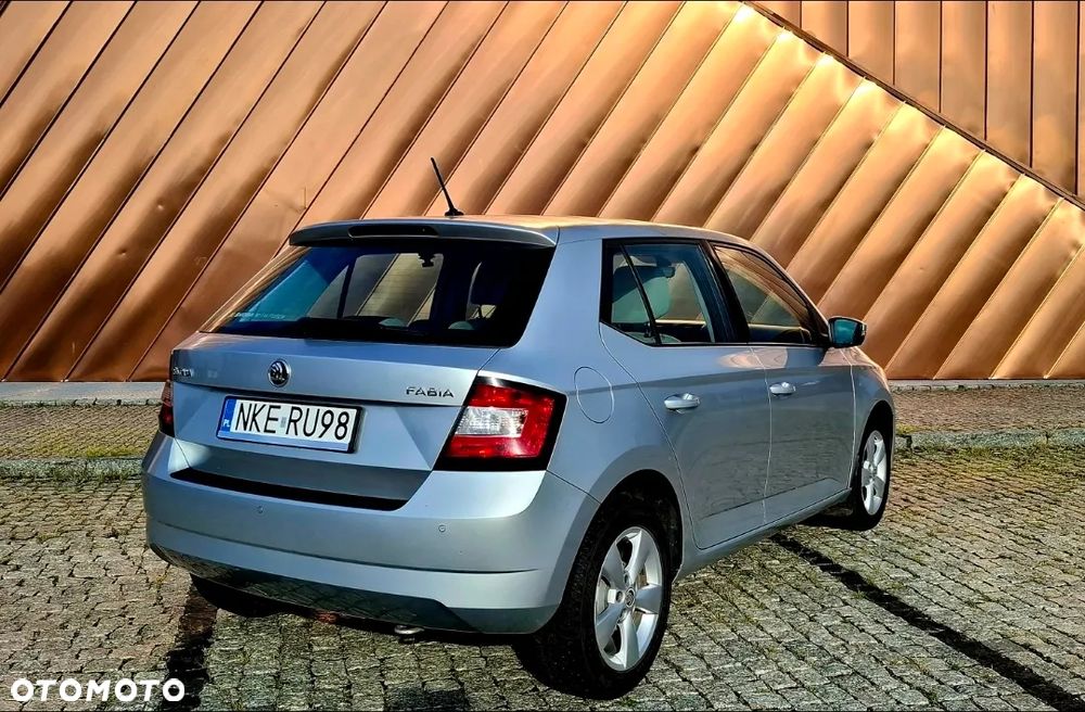 Skoda Fabia 1.2 TSI Edition - 3