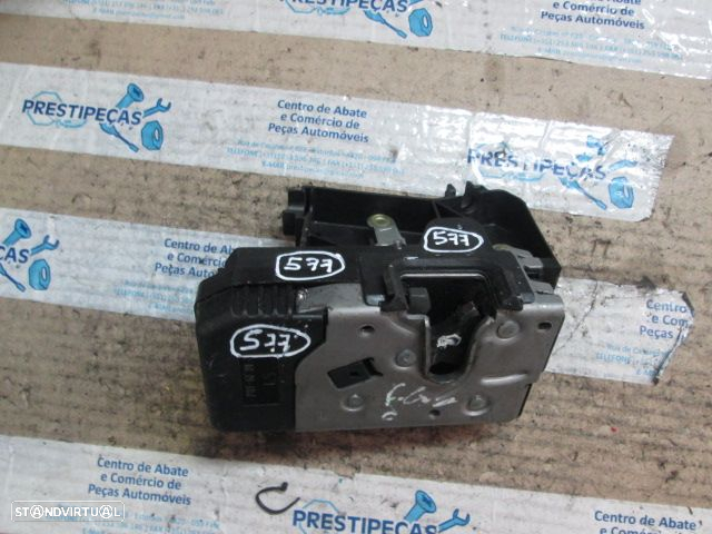 Fecho 93851809 OPEL VIVARO 2004 FE ELETRICO - 3