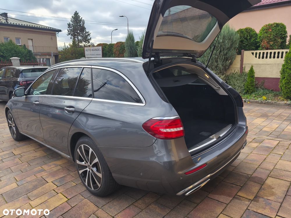 Mercedes-Benz Klasa E 300 de 9G-TRONIC Exclusive - 9