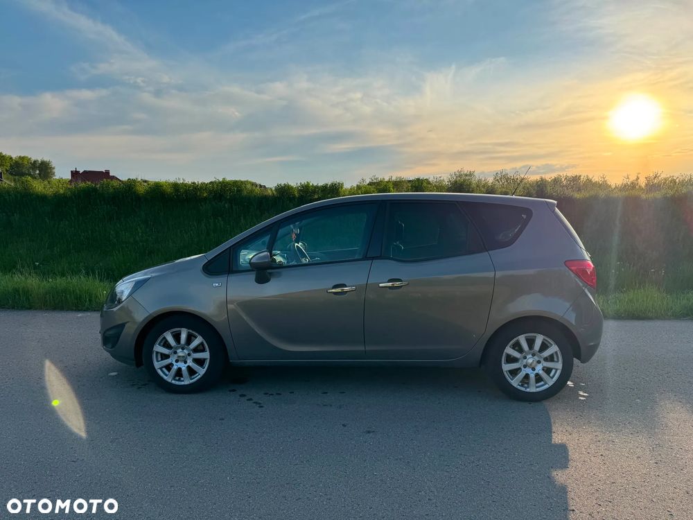 Opel Meriva 1.7 CDTI Cosmo - 10