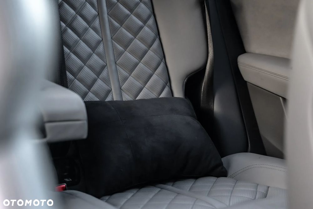 Audi SQ8 TFSI quattro tiptronic - 34