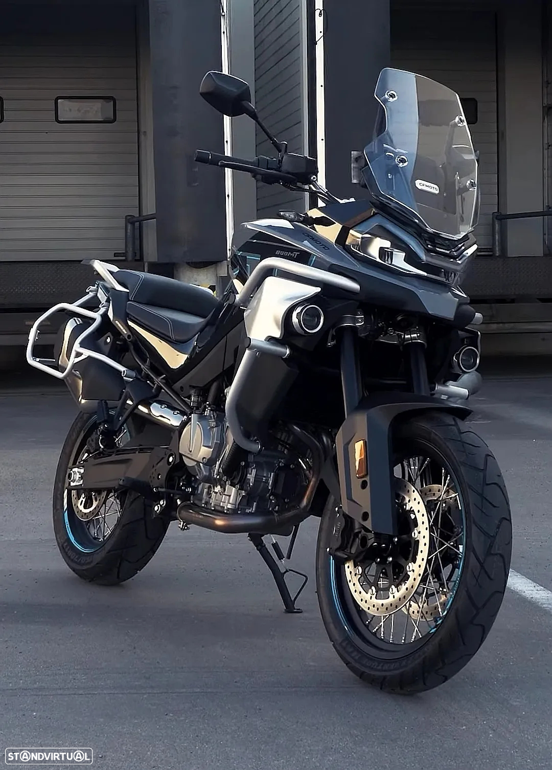 CF Moto 800MT Sport ou Explore 2025 - 2