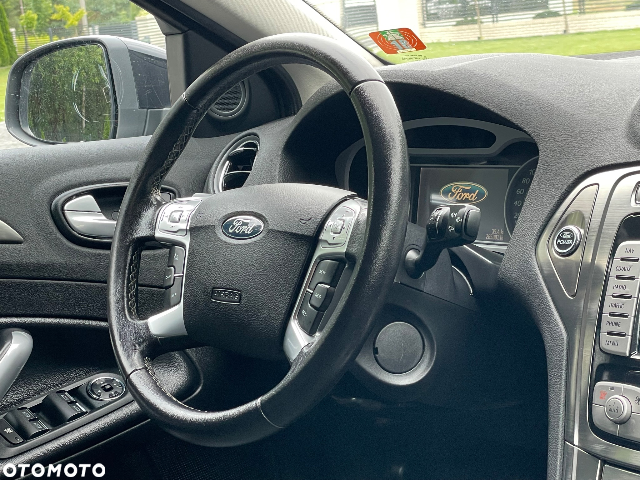 Ford Mondeo 2.5 Titanium - 34