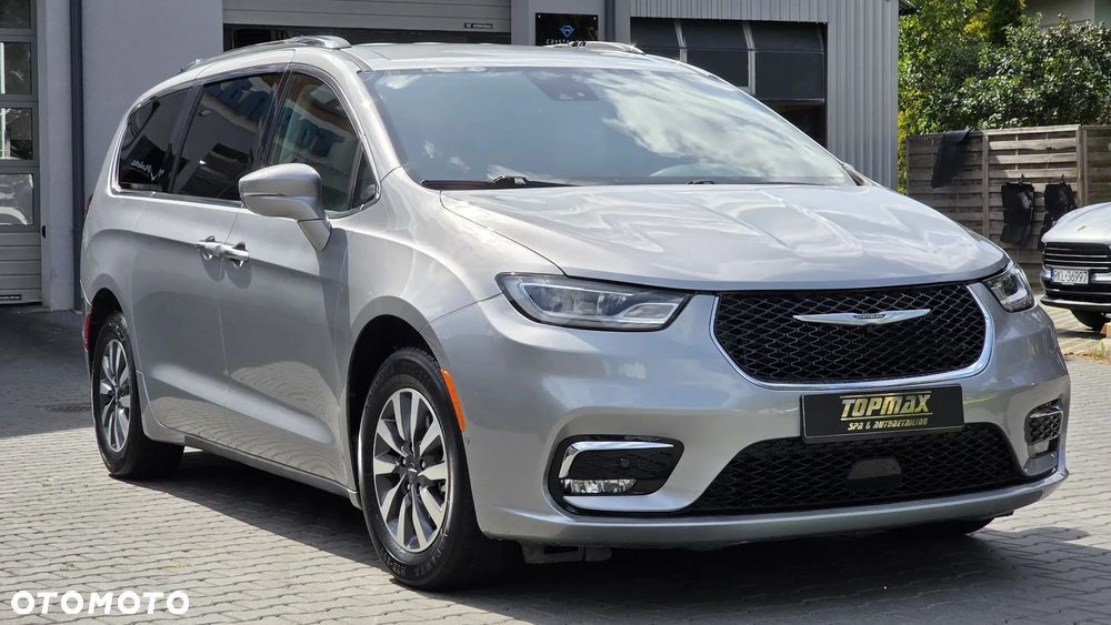 Chrysler Pacifica - 9