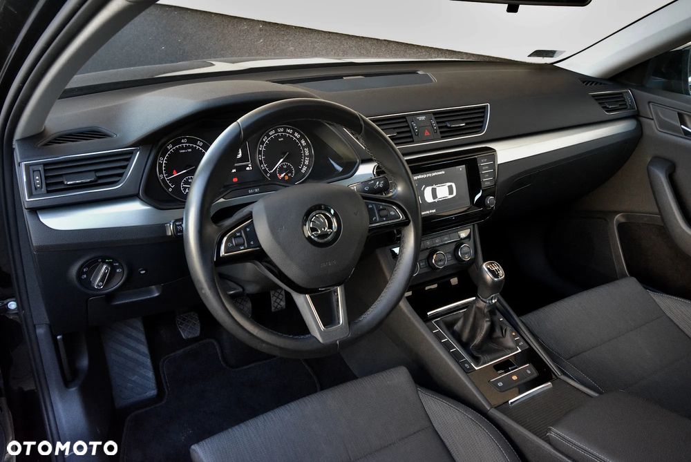 Skoda Superb 1.4 TSI ACT Ambition - 11