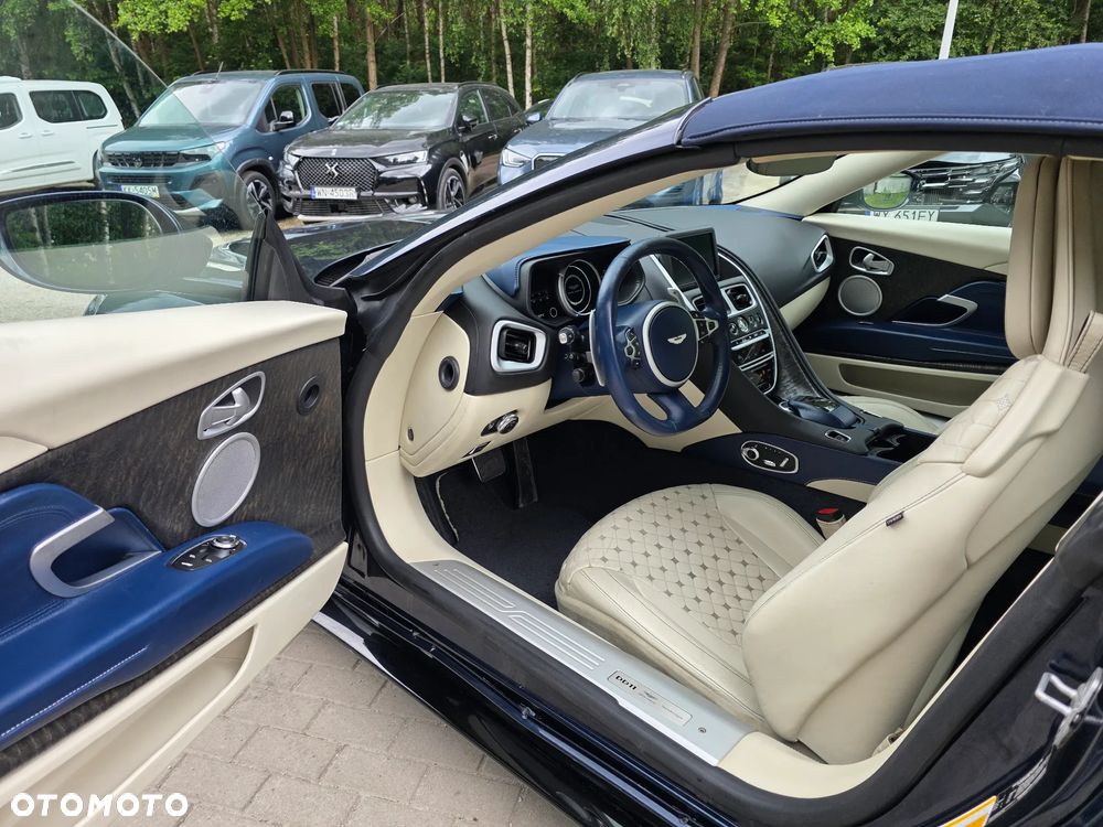 Aston Martin DB11 - 7