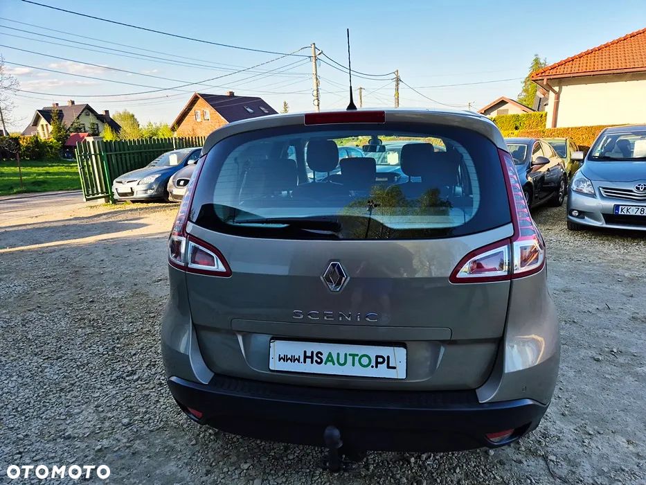 Renault Scenic 1.6 16V 110 Paris - 16
