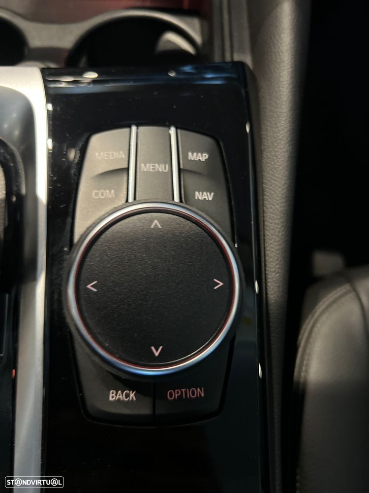 BMW 520 d Auto - 32