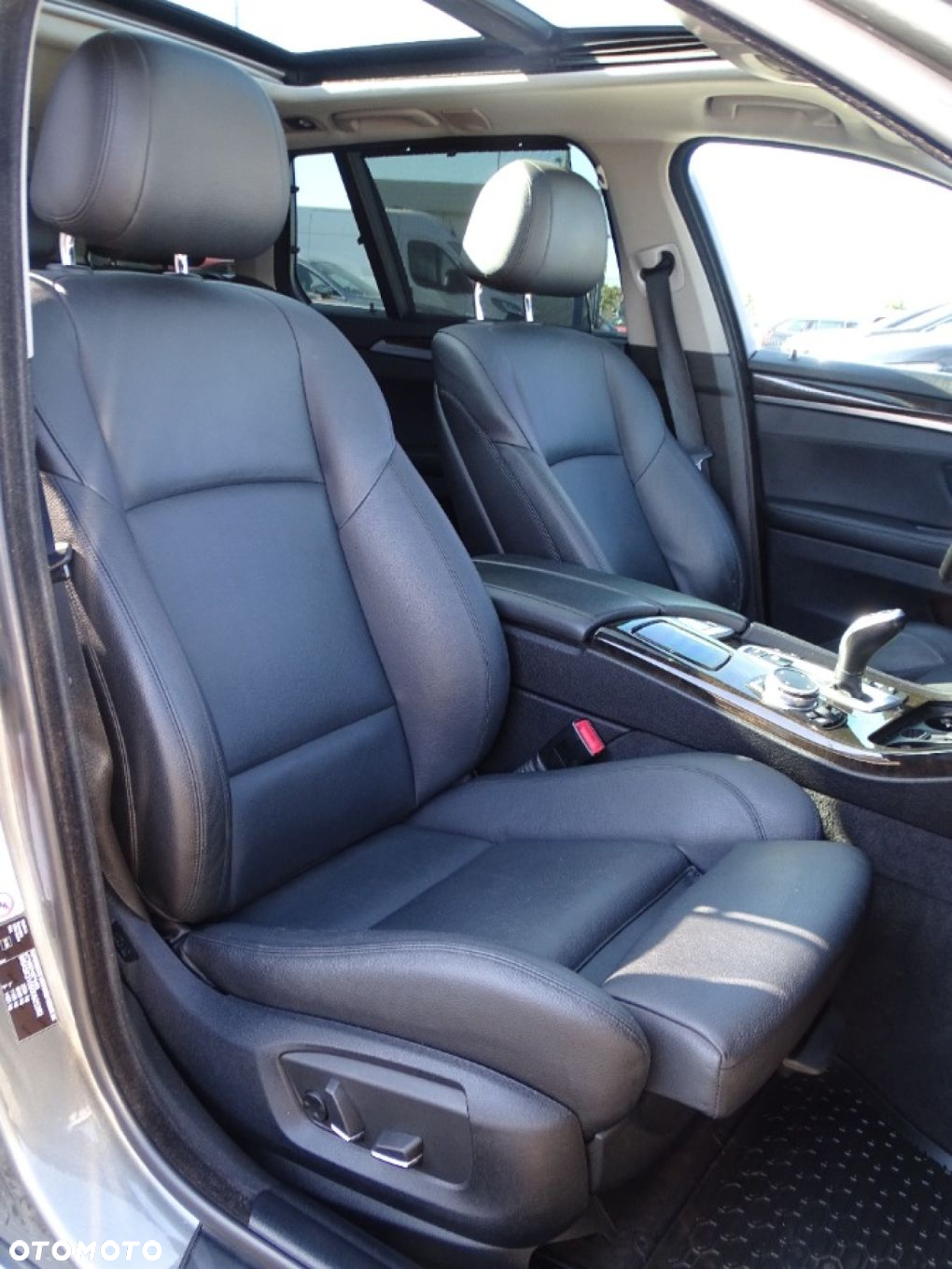BMW Seria 5 - 10