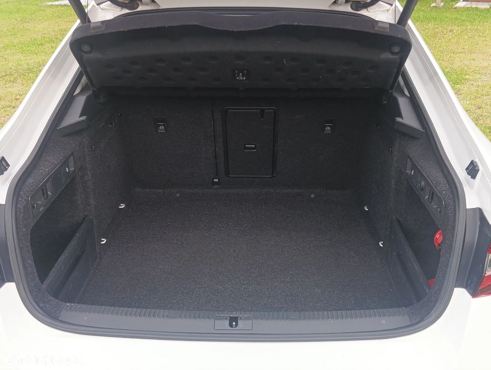 Skoda Superb 2.0 TDI Ambition DSG - 7