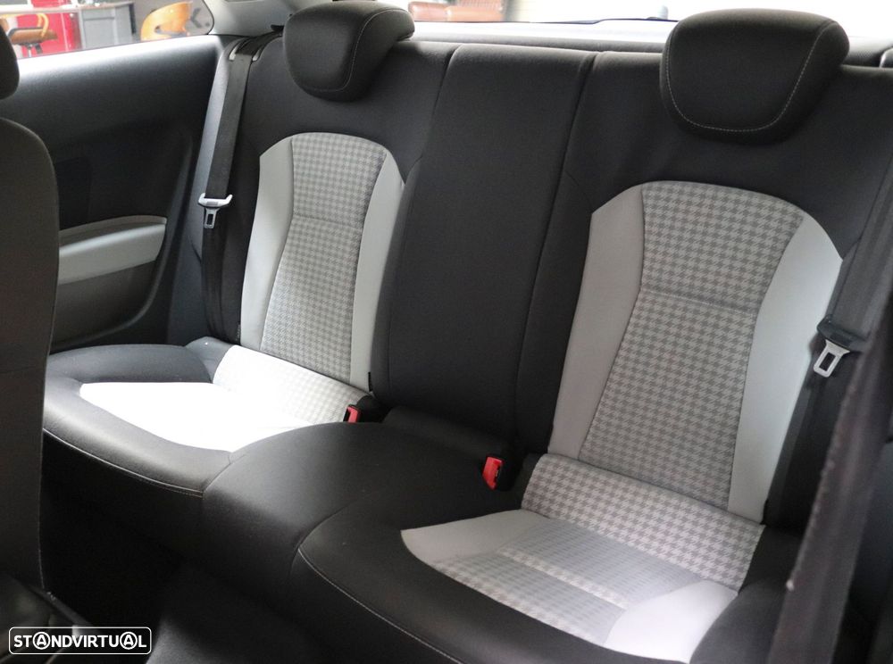 Audi A1 1.6 TDI Advance - 12