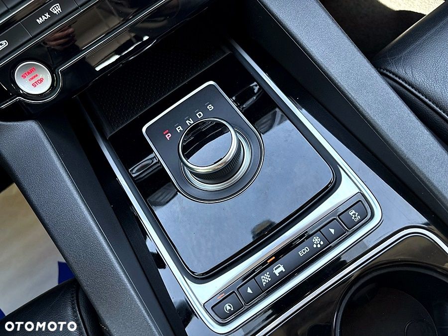 Jaguar F-Pace 20d AWD Prestige - 28