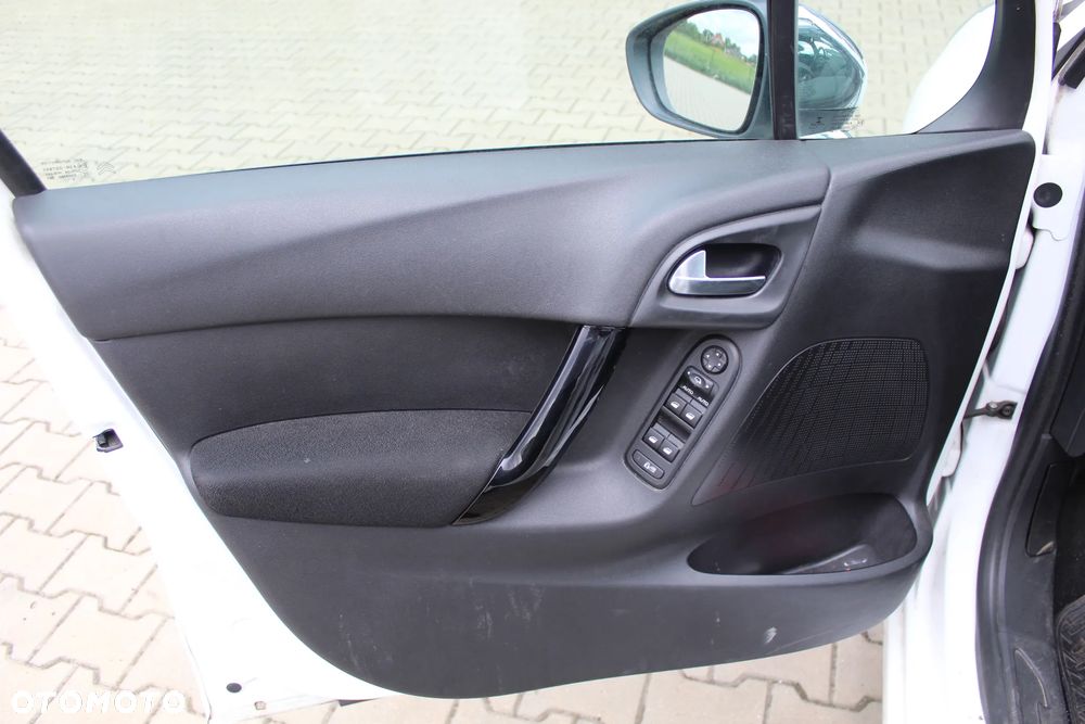 Citroën C3 1.2 PureTech Selection - 16