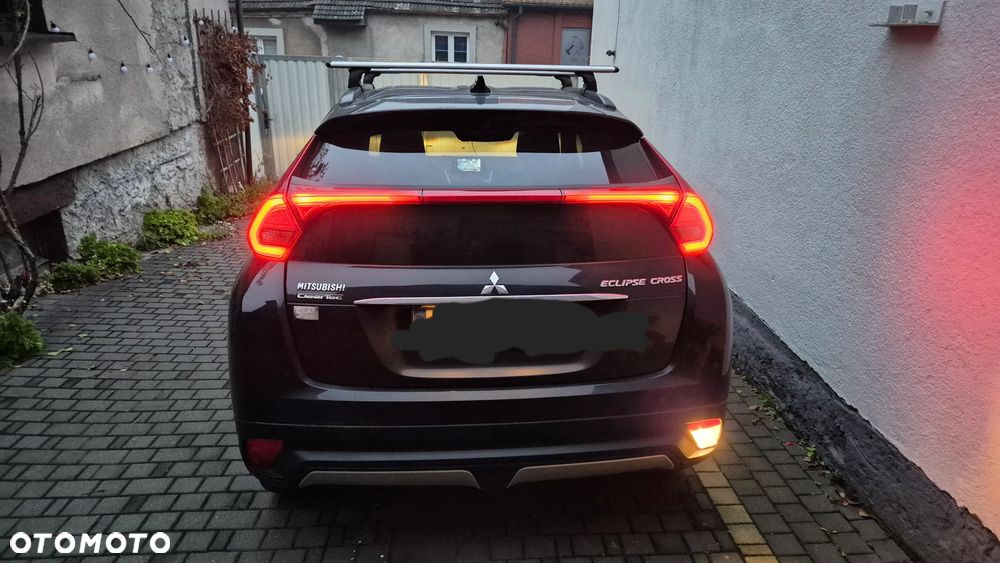 Mitsubishi Eclipse Cross 1.5 T Invite Plus - 2