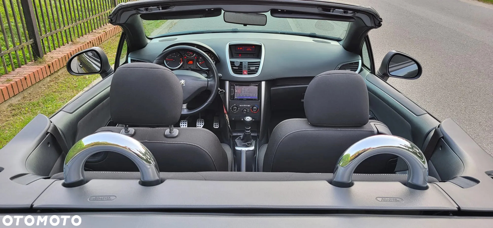 Peugeot 207 - 15