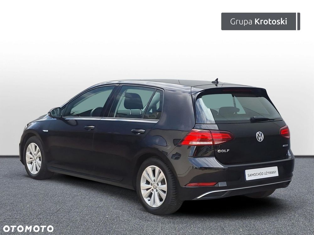 Volkswagen Golf - 4