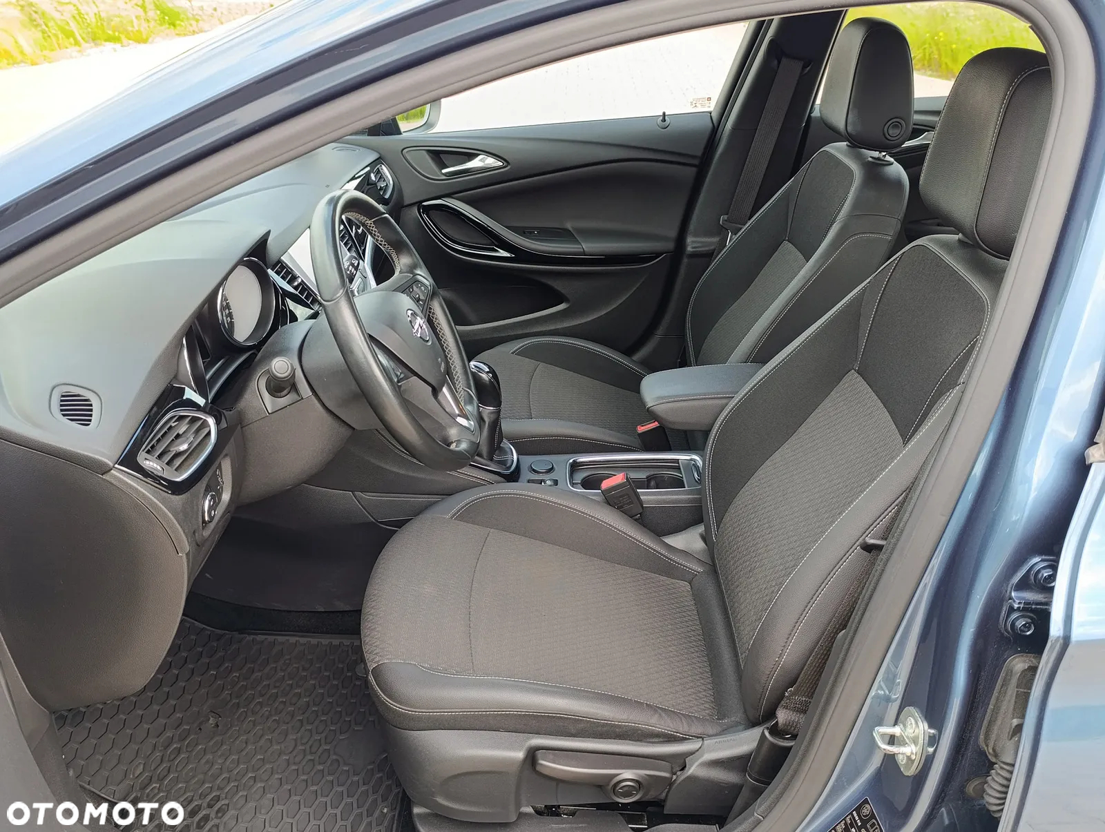 Opel Astra V 1.6 CDTI Dynamic - 20