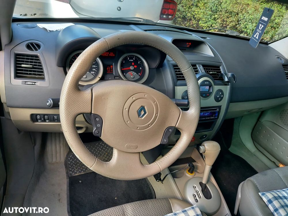 Renault Megane - 8