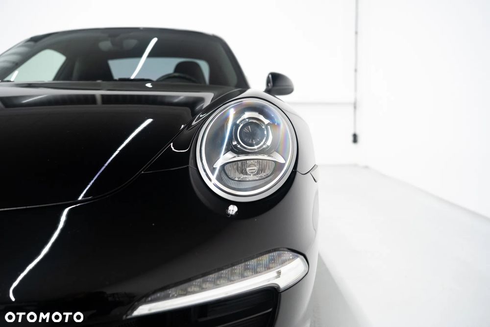 Porsche 911 Carrera PDK Black Edition - 14