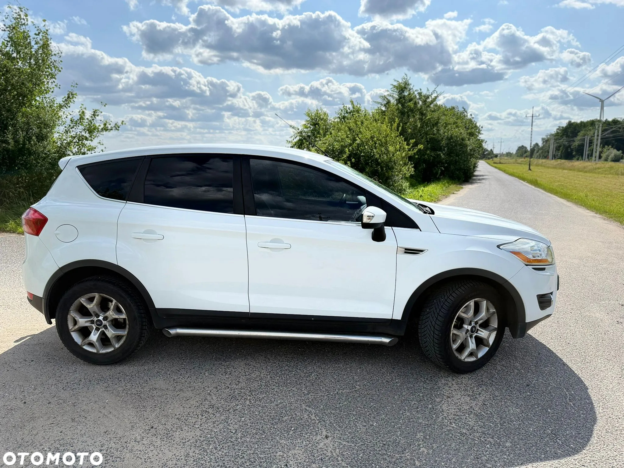 Ford Kuga - 12