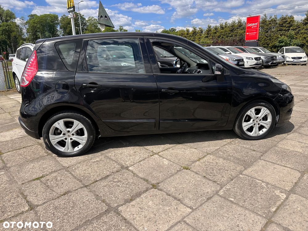 Renault Scenic 1.9 dCi FAP Exception - 25