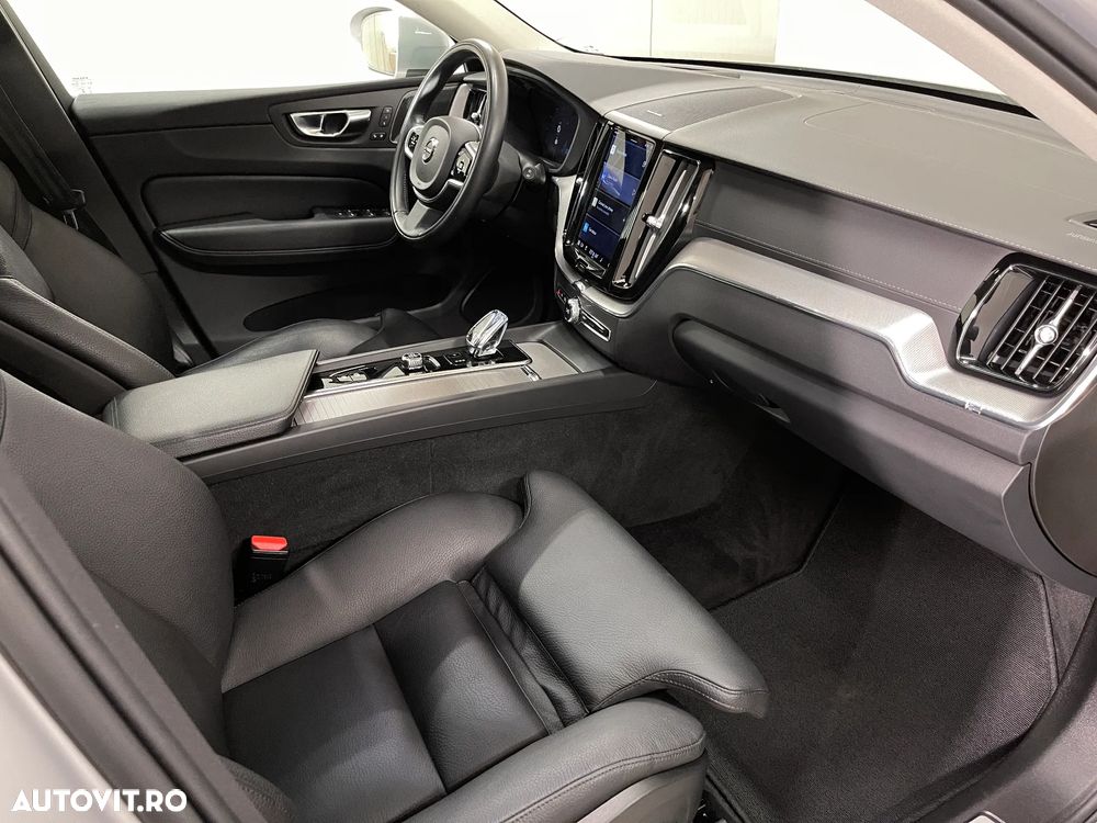 Volvo XC 60 T6 AWD Recharge Geartronic Inscription - 11