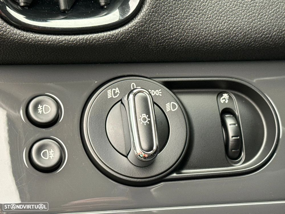 MINI Countryman One D Essential - 13