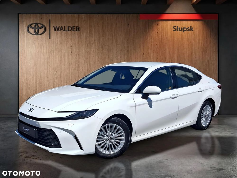 Toyota Camry - 1