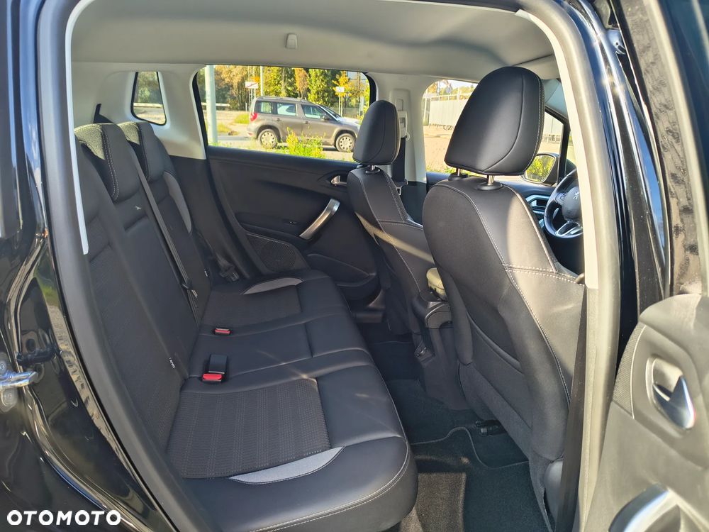 Peugeot 2008 PureTech 110 Stop&Start EAT6 Allure - 16