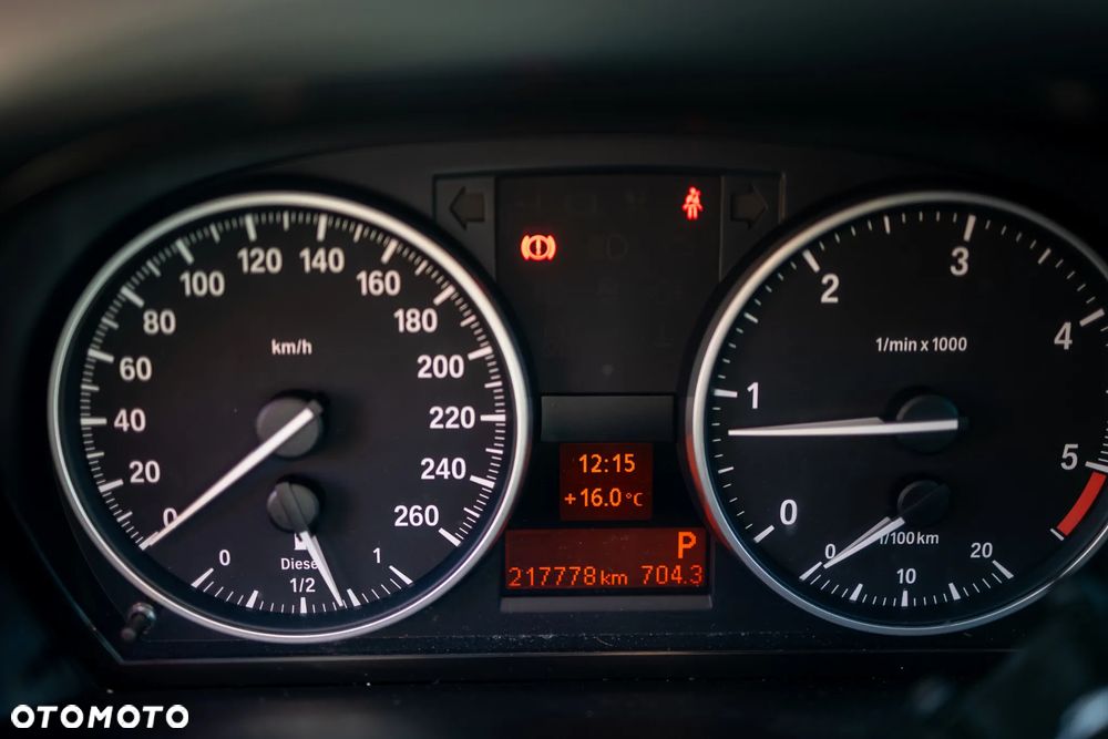 BMW X1 xDrive18d - 23