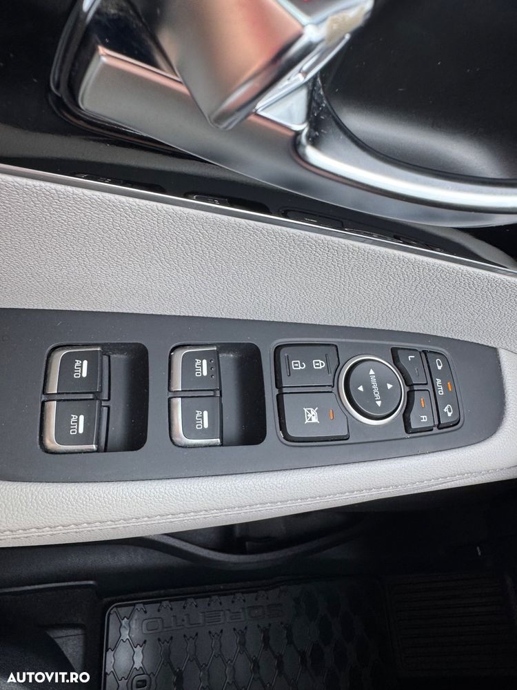Kia Sorento 2.2 CRDi AWD Aut. Platinum Edition - 32