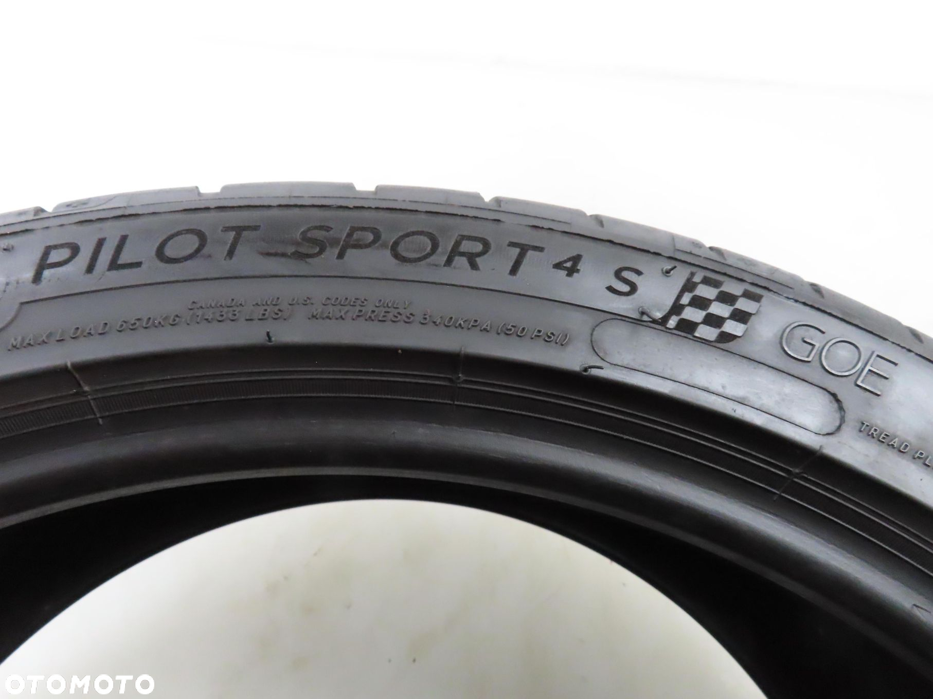 225/40R19 OPONA LETNIA Michelin Pilot Sport 4S GOE 93Y XL - 2