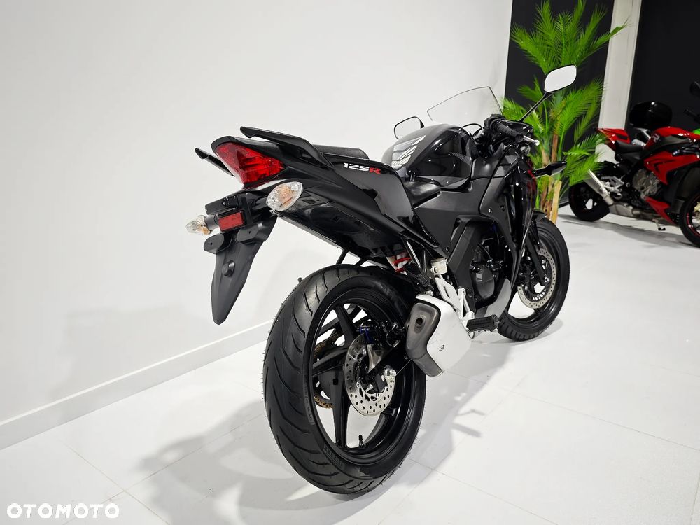 Honda CBR - 13