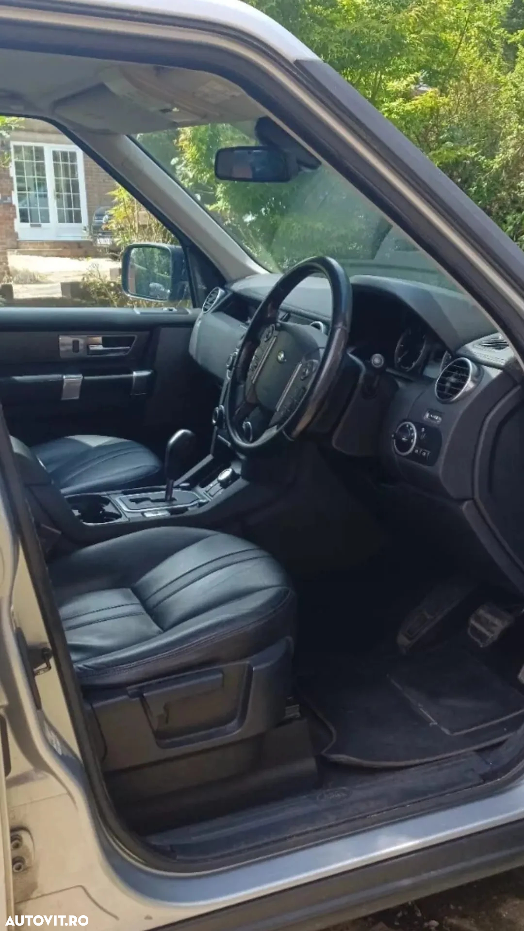 Land Rover Discovery - 17