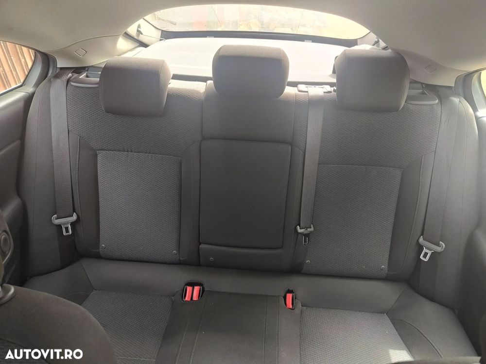 Opel Insignia 2.0 CDTI - 10