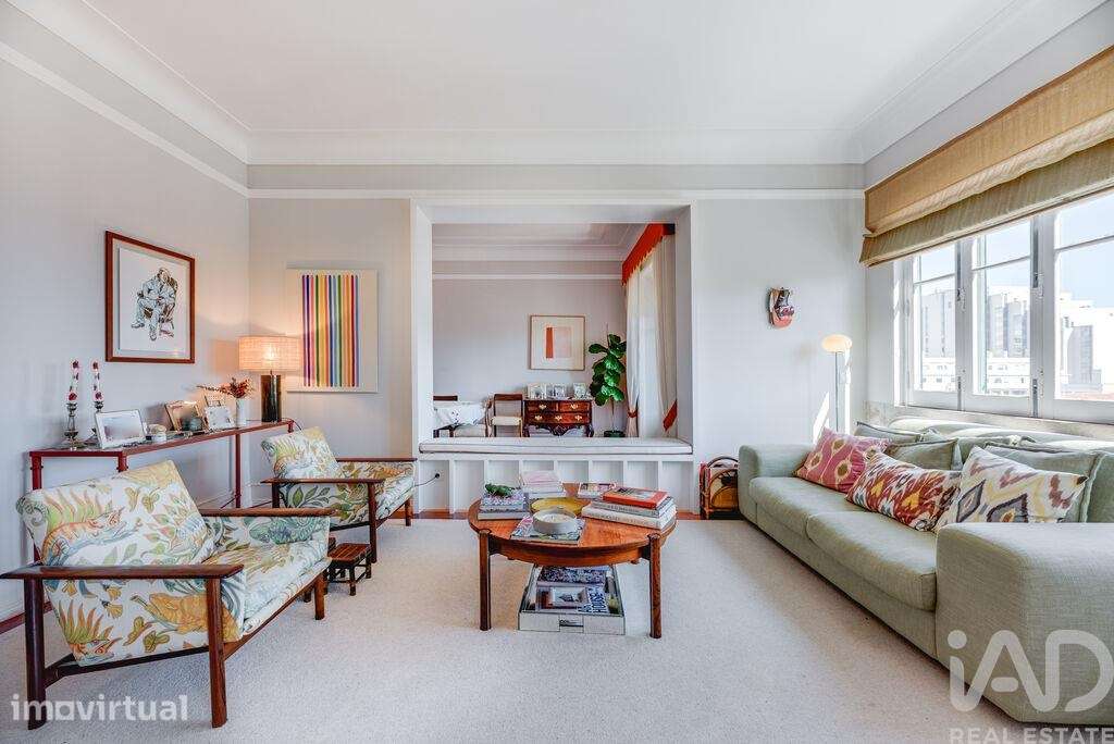 Apartamento T2 em Avenidas Novas de 200 m2 - Grande imagem: 4/38