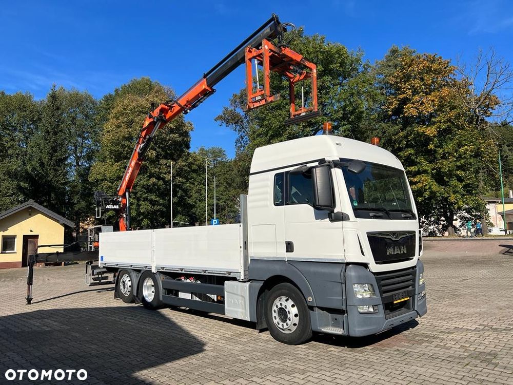 MAN 26.460 TGX skrzyniowy z HDS ATLAS 165.2, 518 t.km. - 2