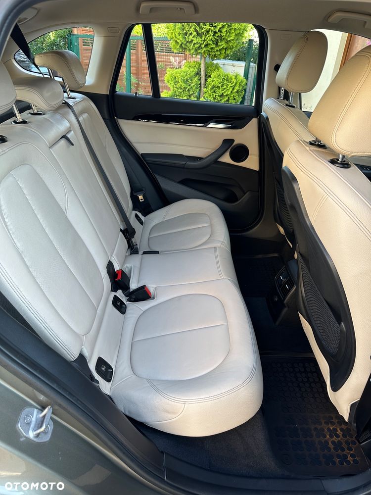 BMW X1 sDrive18d Sport - 15