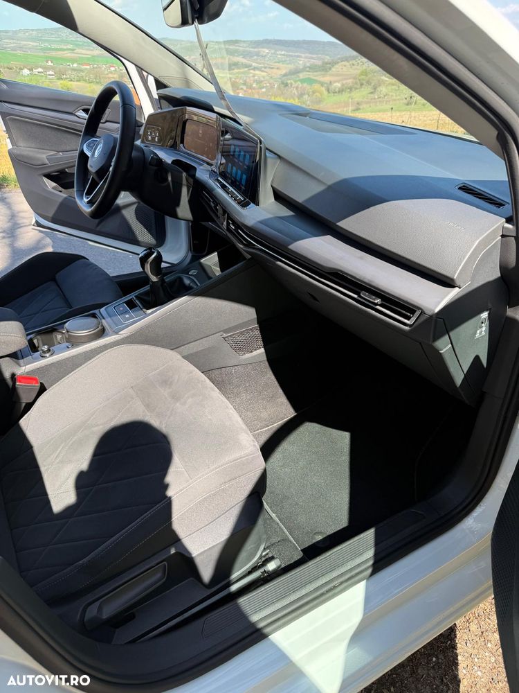 Volkswagen Golf 1.5 TSI ACT Style - 13