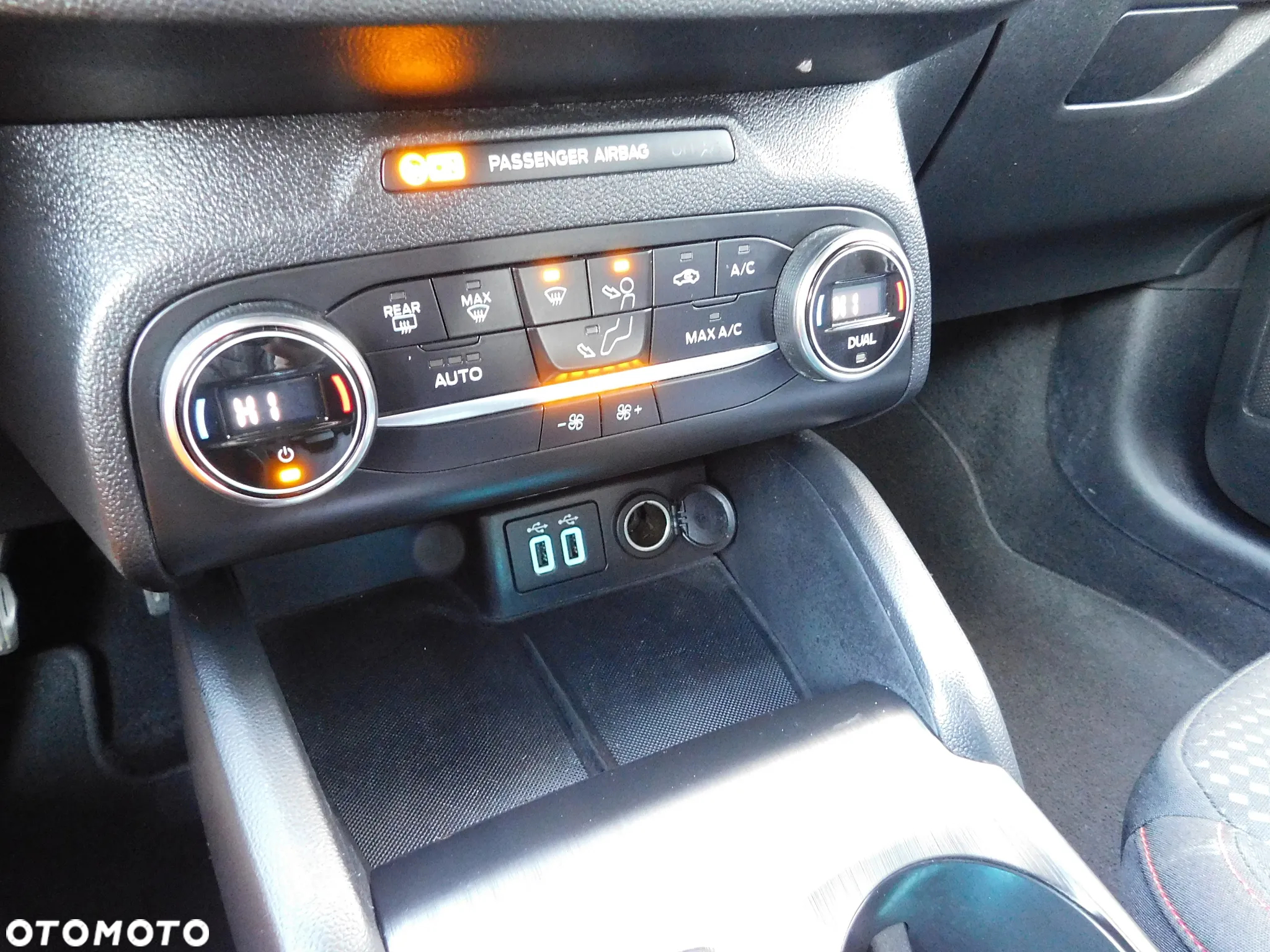 Ford Focus 1.5 EcoBlue ST-Line - 20