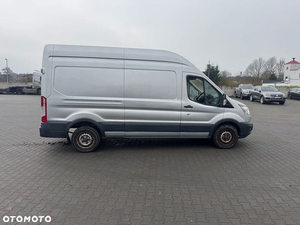 Ford Transit 2.0 Ecoblue TDCi 170 kM L3H3 - 21