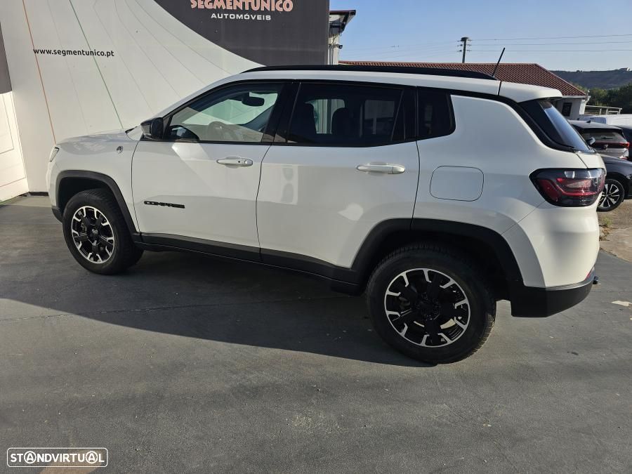 Jeep Compass 1.3 TG Trailhawk - 10