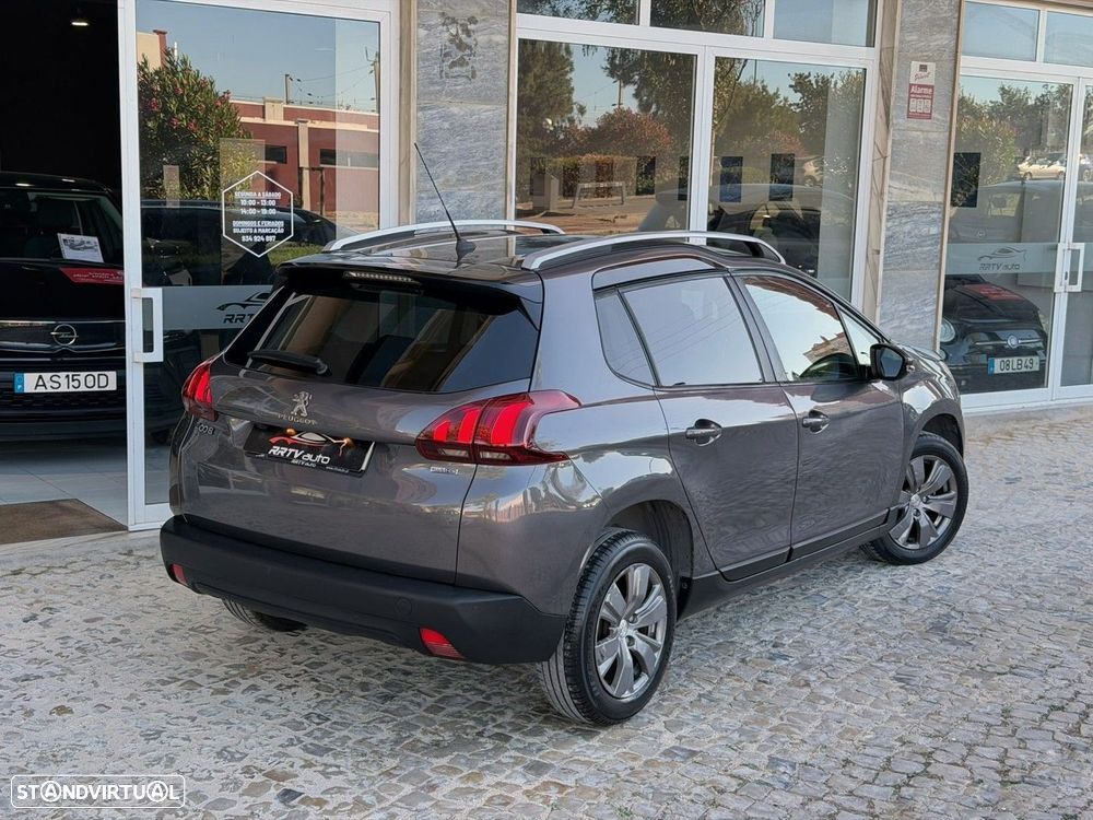 Peugeot 2008 1.6 BlueHDi Style - 4
