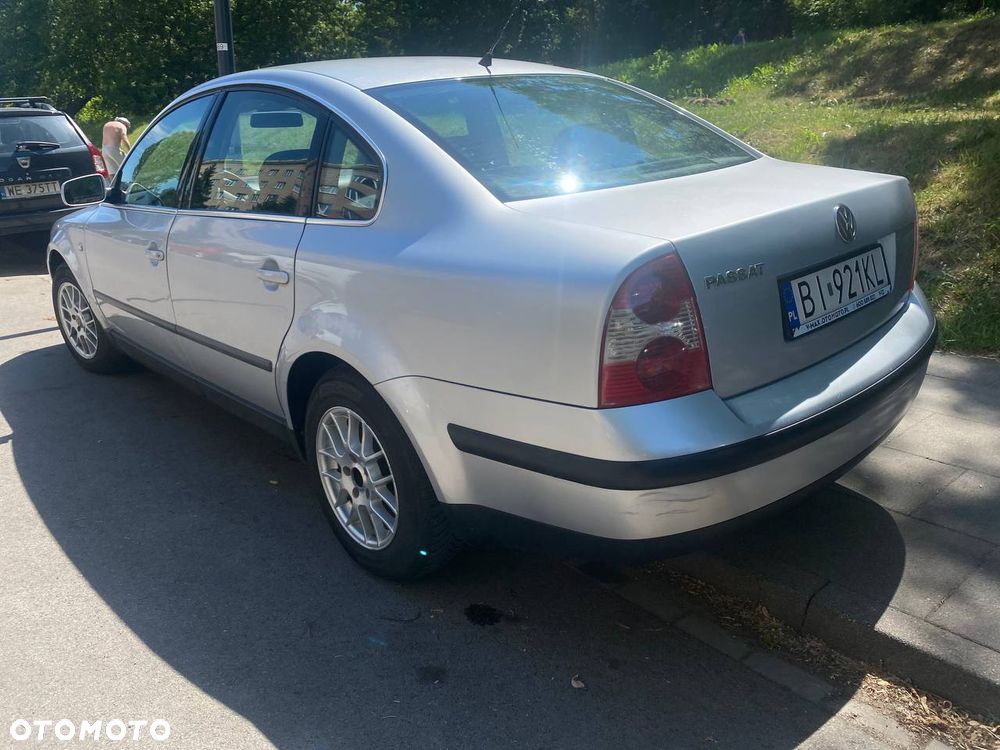 Volkswagen Passat - 6