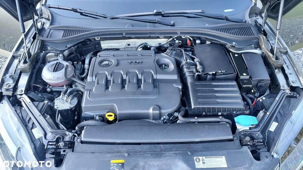 Skoda Superb 2.0 TDI Ambition - 16