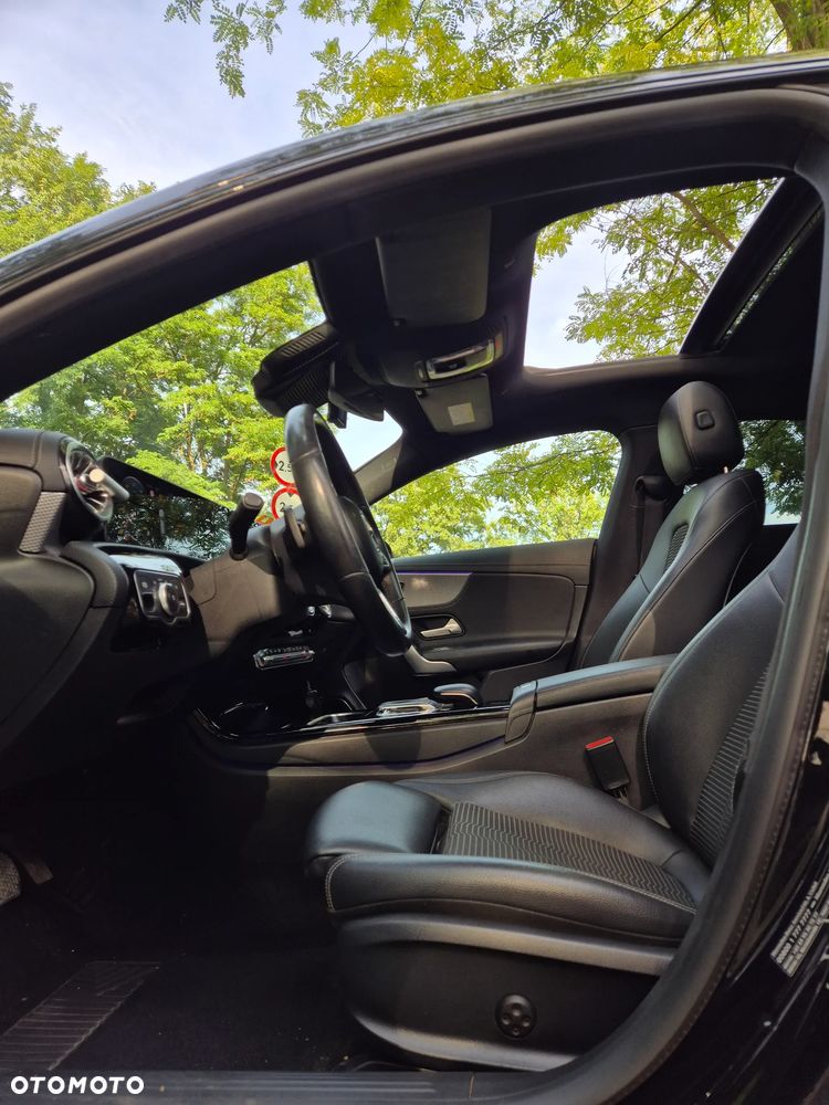 Mercedes-Benz CLA 220 d AMG Line 8G-DCT - 19