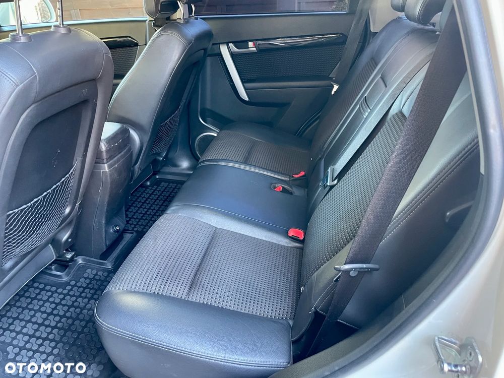 Chevrolet Captiva 2.4 2WD LT - 19