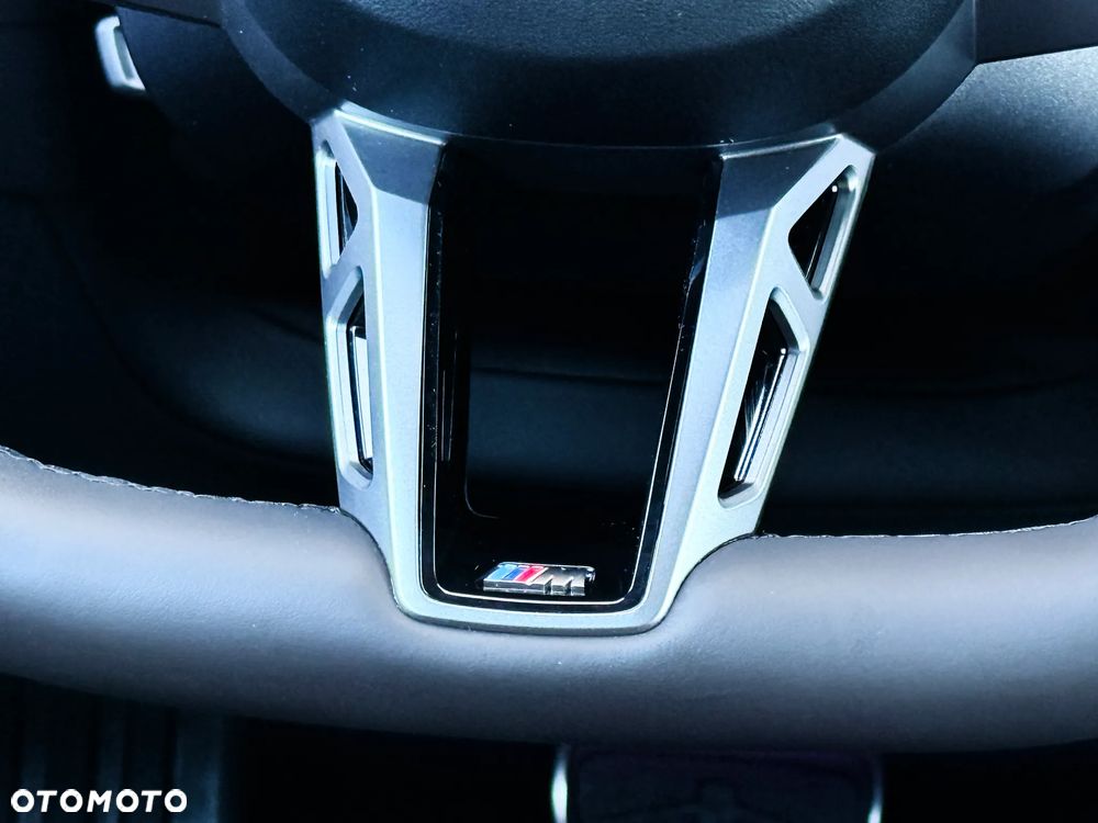 BMW Seria 5 540d xDrive - 23