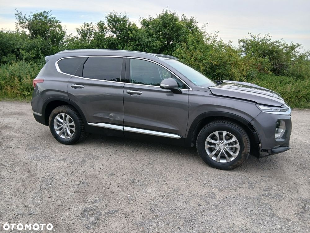 Hyundai Santa Fe - 3