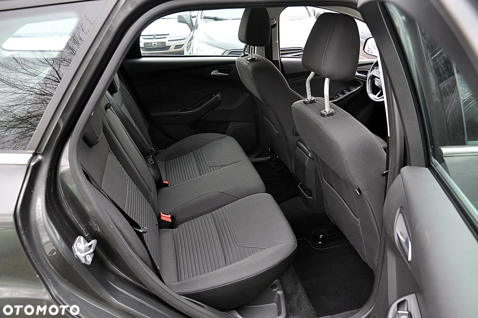 Ford Focus - 24